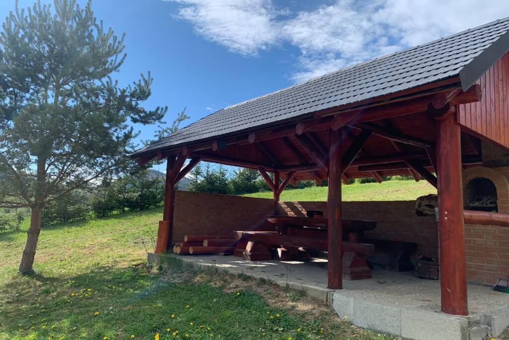 Vila Domcek U Fera Zázrivá Exteriér fotografie